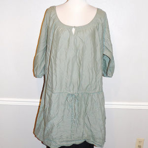 22 22w Old Navy Green Embroidered Keyhole Dress